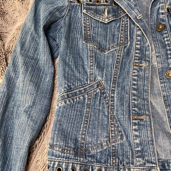 DKNY Amor Jean Jacket - Picture 7 of 9